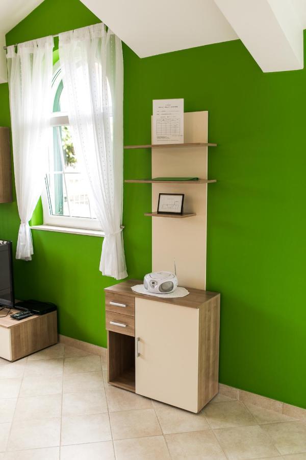 Apartments Lupus Vodice Bagian luar foto