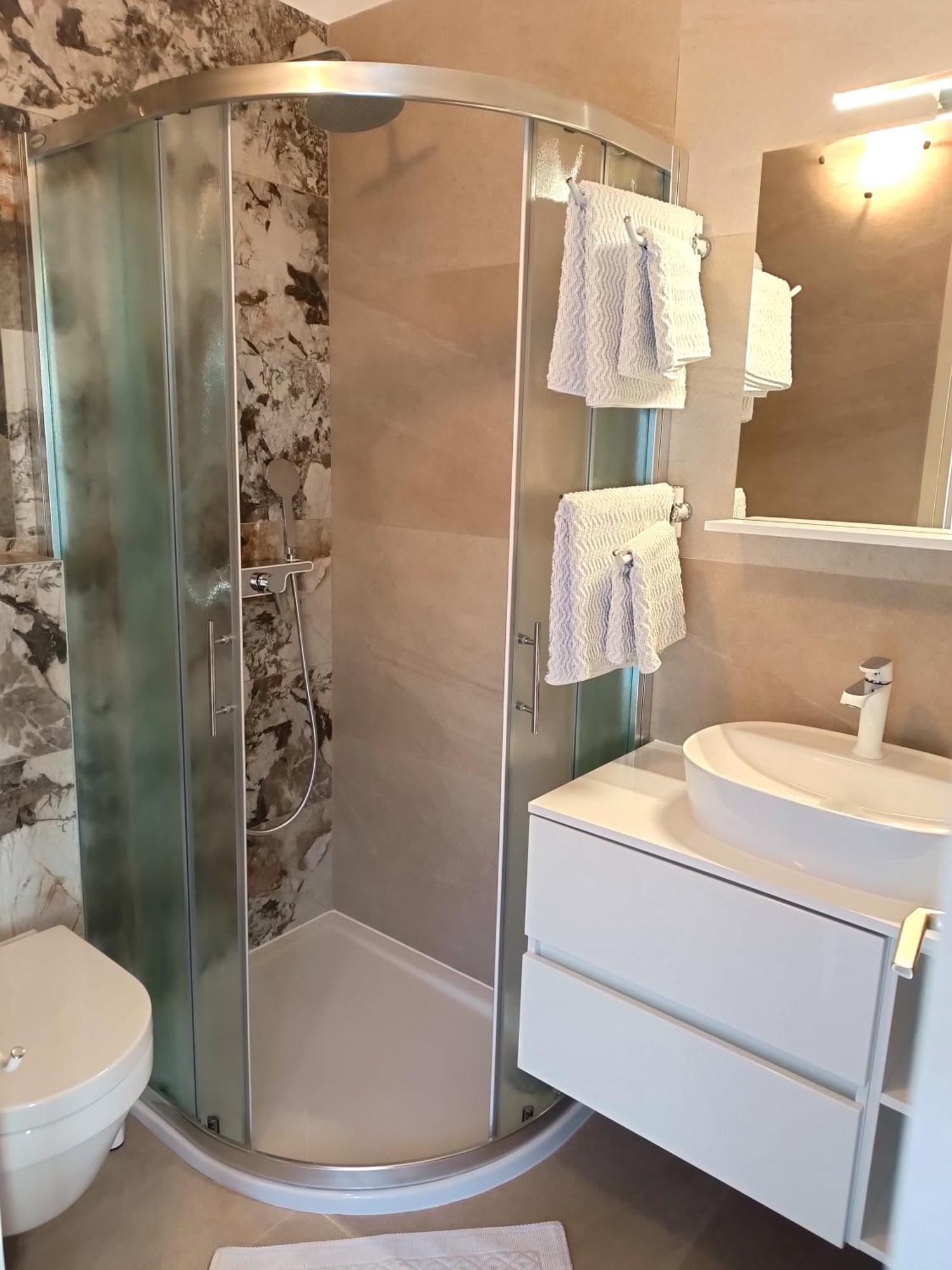 Apartments Lupus Vodice Bagian luar foto
