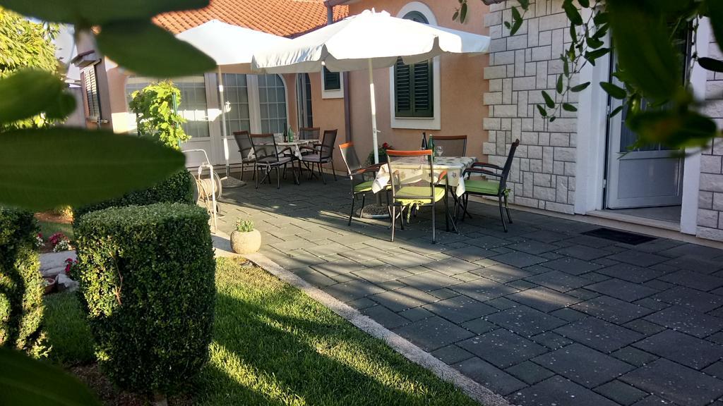 Apartments Lupus Vodice Bagian luar foto